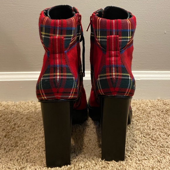 Gianni Bini Ambelynn Plaid Heeled Hiker Lug Sole Combat Bootie Lace Up Boot - Picture 13 of 15